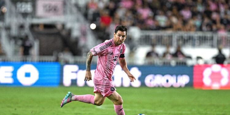 Messi’s brilliance continues with 2 goals in Miami’s emphatic victory over hapless Crew